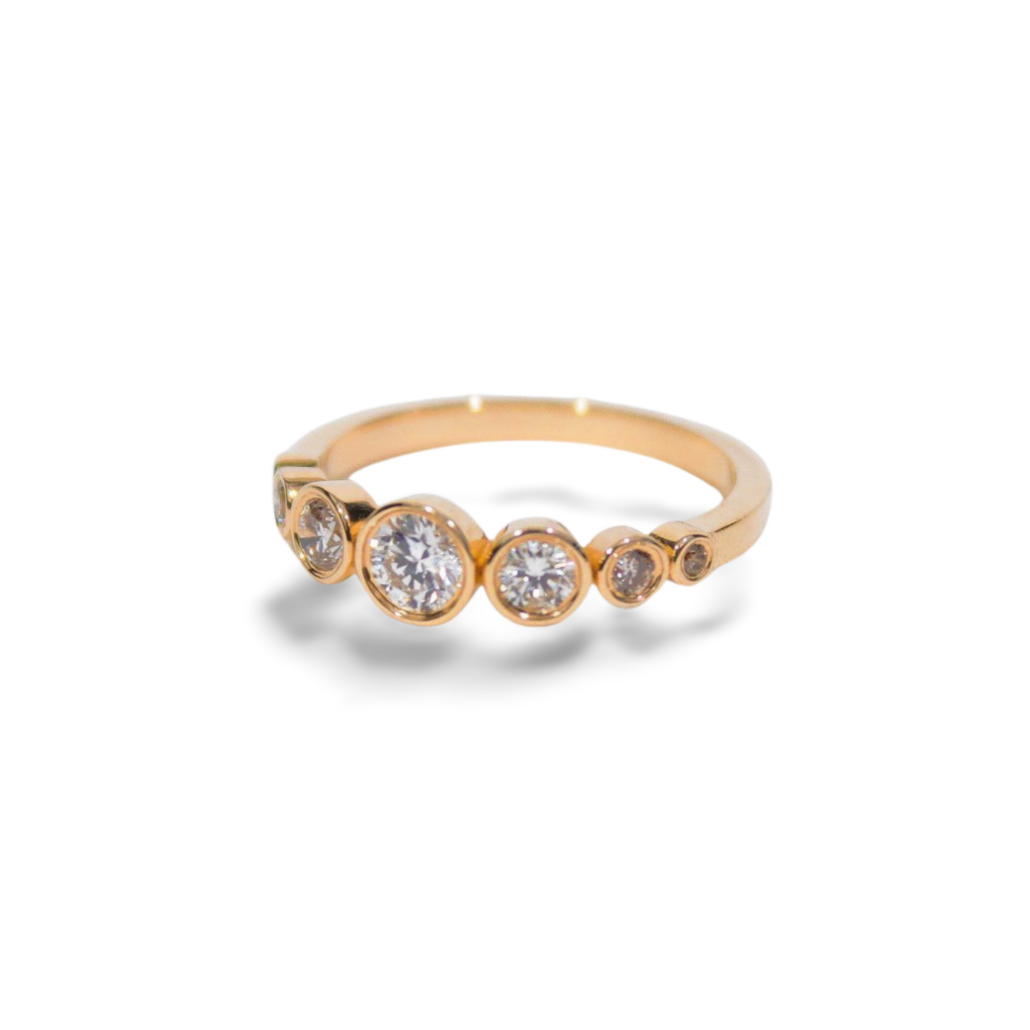 La Reina Graduated Diamond Ring